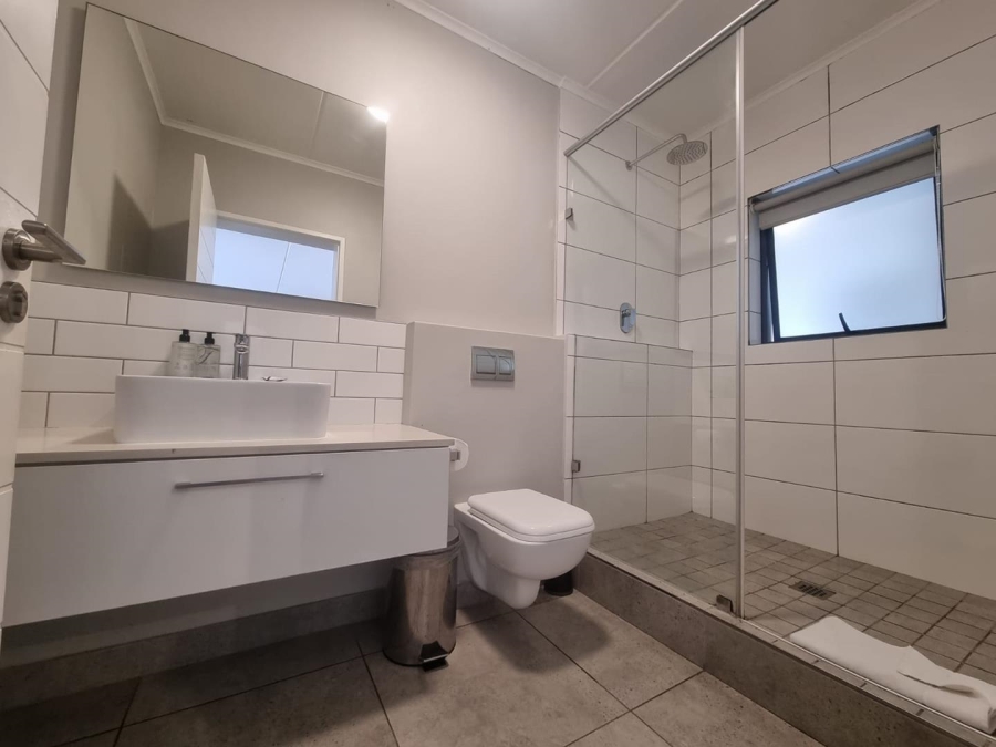 To Let 1 Bedroom Property for Rent in Woodstock Western Cape